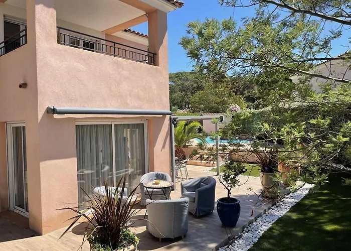 4 Bed-sleeps 8-private Pool-hottub-aircon Вилла La Garonnette-Plage